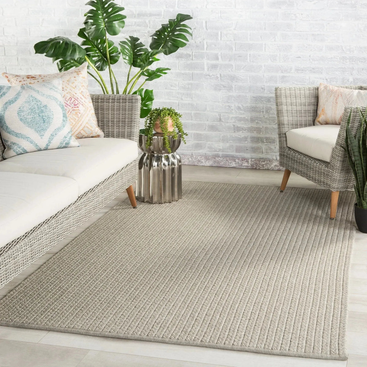 Nirvana Premium Nip05 Iver Light Gray Rug