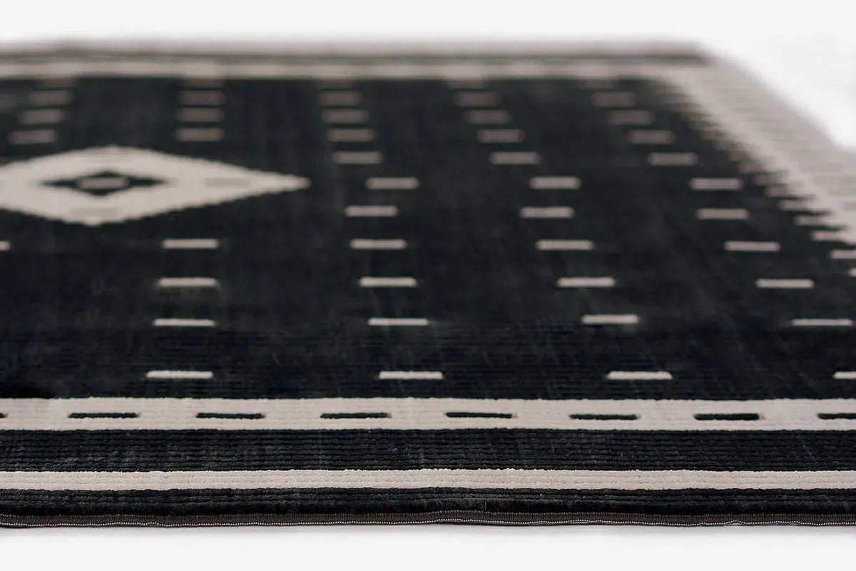 Noho NO-6 Black Rug