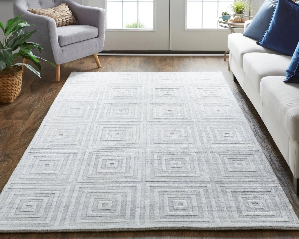 Redford RED8670F White/Silver Rug