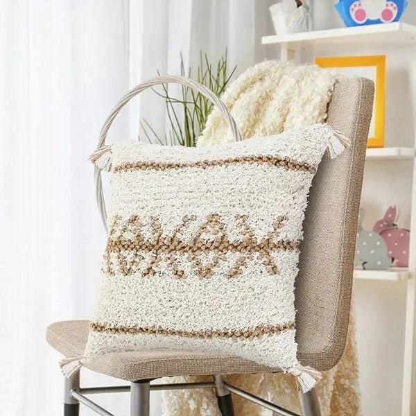 Reed 07739WHN White/Natural Pillow
