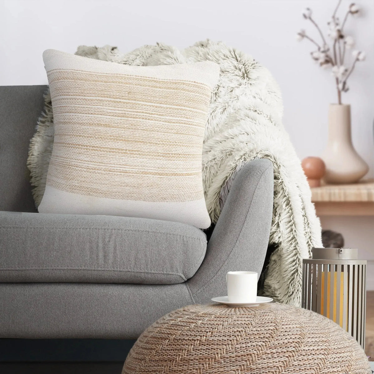 Reed Lr07565 Ivory/Tan Pillow