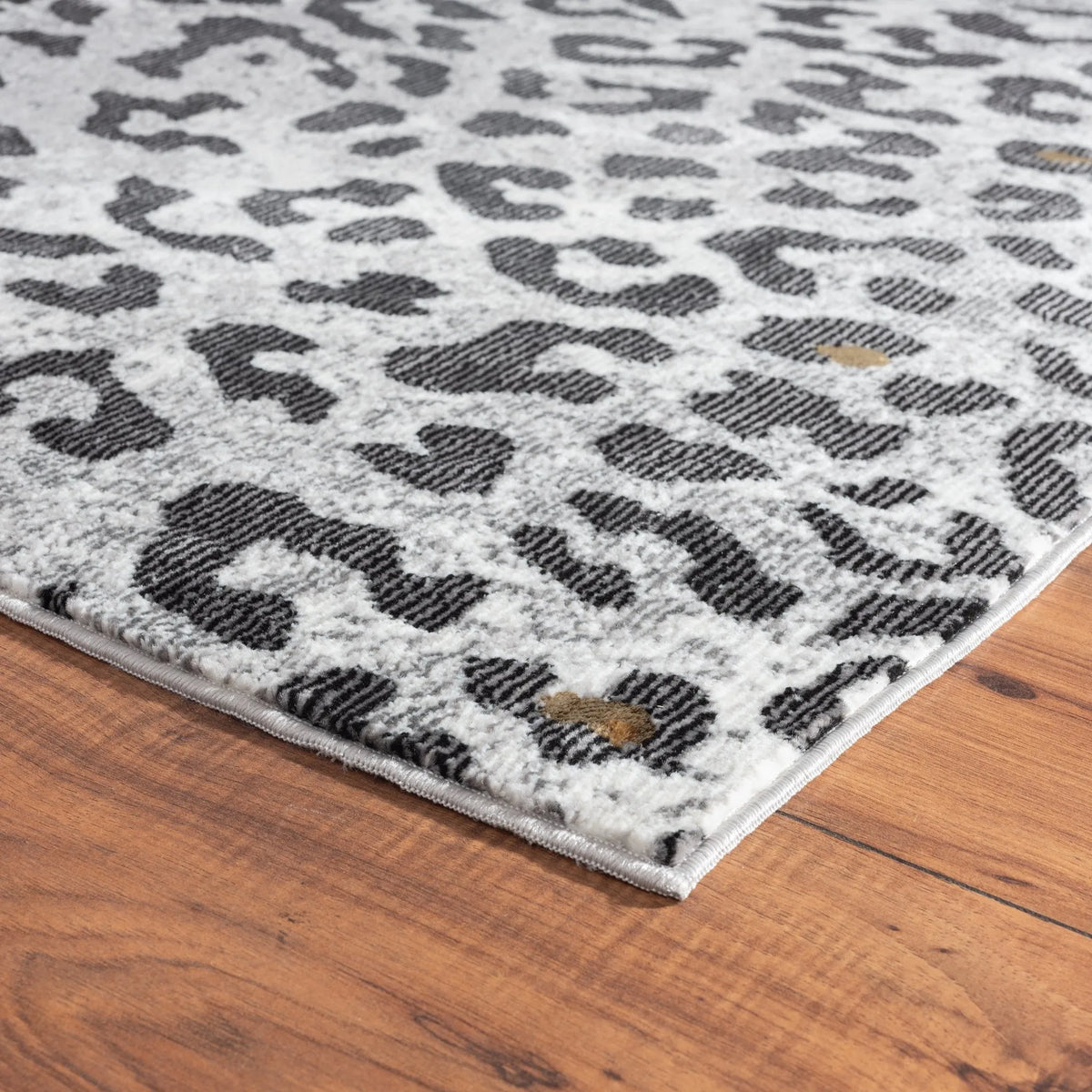 Revolution Lr81806 Black/Gold Rug - Rug & Home