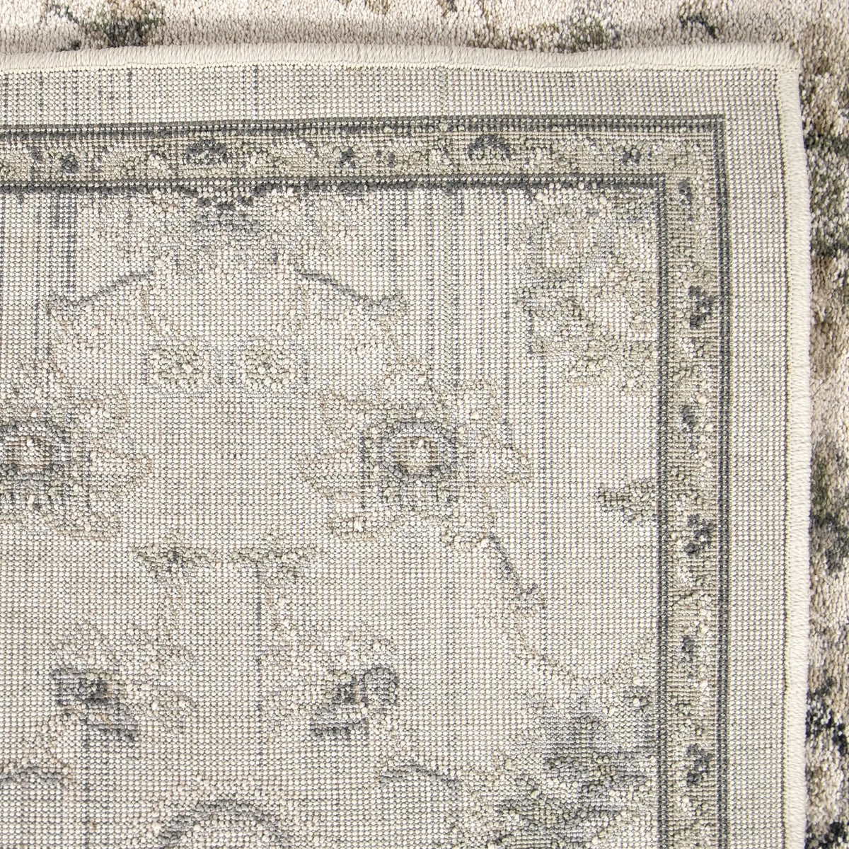 Riverstone 9013 Manor Sarouk Soft White Rug - Rug & Home