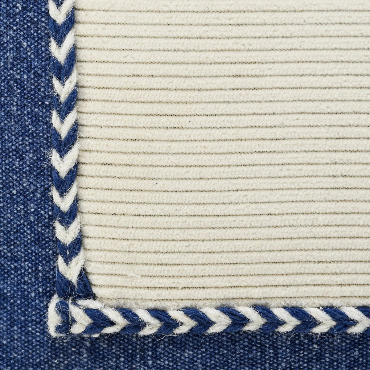 Riviera Lr07699 Navy/Cream Pillow