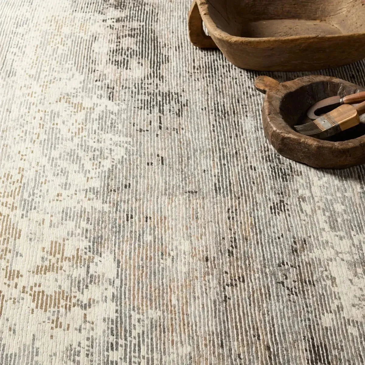 Roshan ROH01 White/Grey