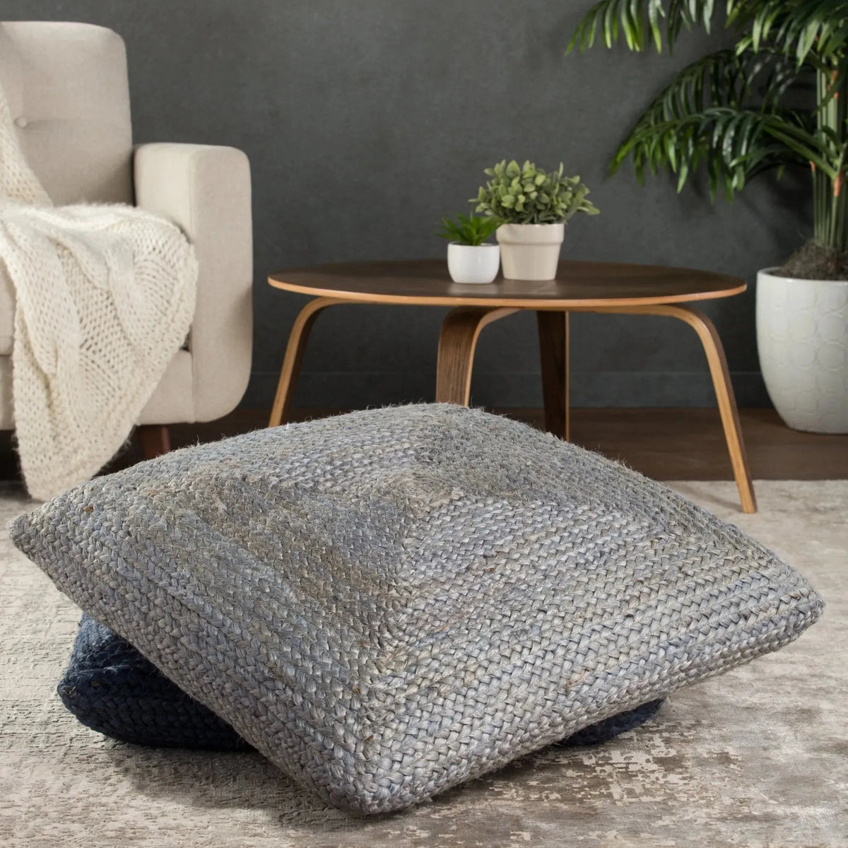 Saba Saa06 Natia Light Gray Pouf