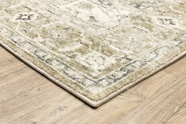 Savoy 28108 Green/Ivory Rug - Rug & Home