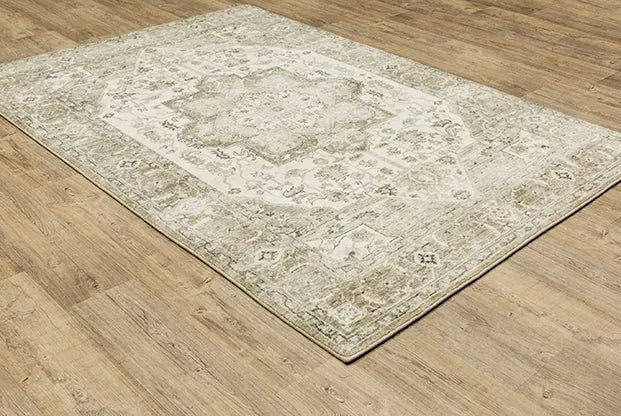 Savoy 28108 Green/Ivory Rug - Rug & Home