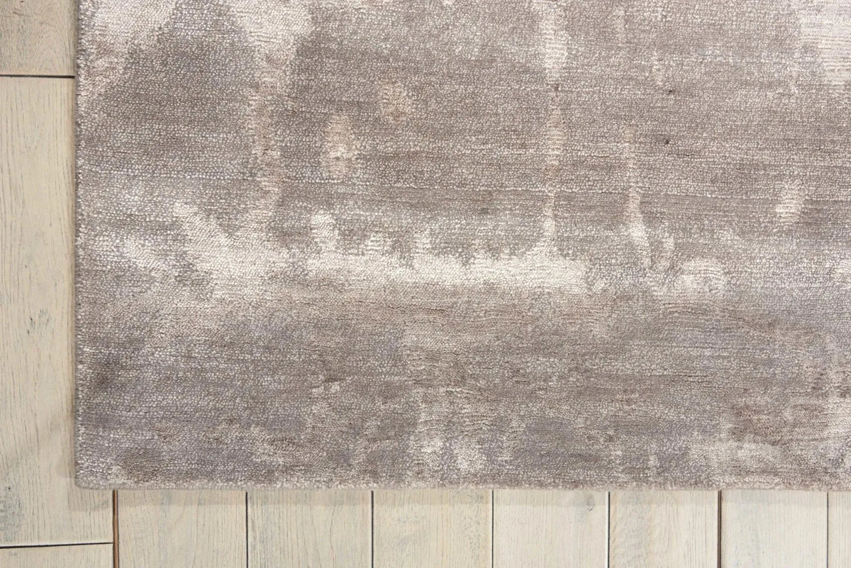 Silk Shadows Sha02 Silver Rug
