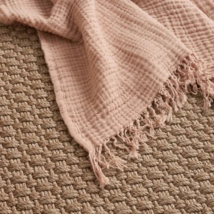 Sofia TH104 Blush Throw Blanket