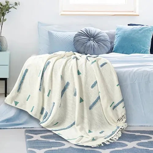 Sundry 80274AHW Aqua Haze/White Throw Blanket