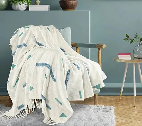 Sundry 80274AHW Aqua Haze/White Throw Blanket