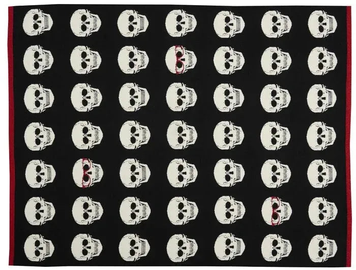 Trendy, Hip, New-Age UK204 Black/White Throw Blanket