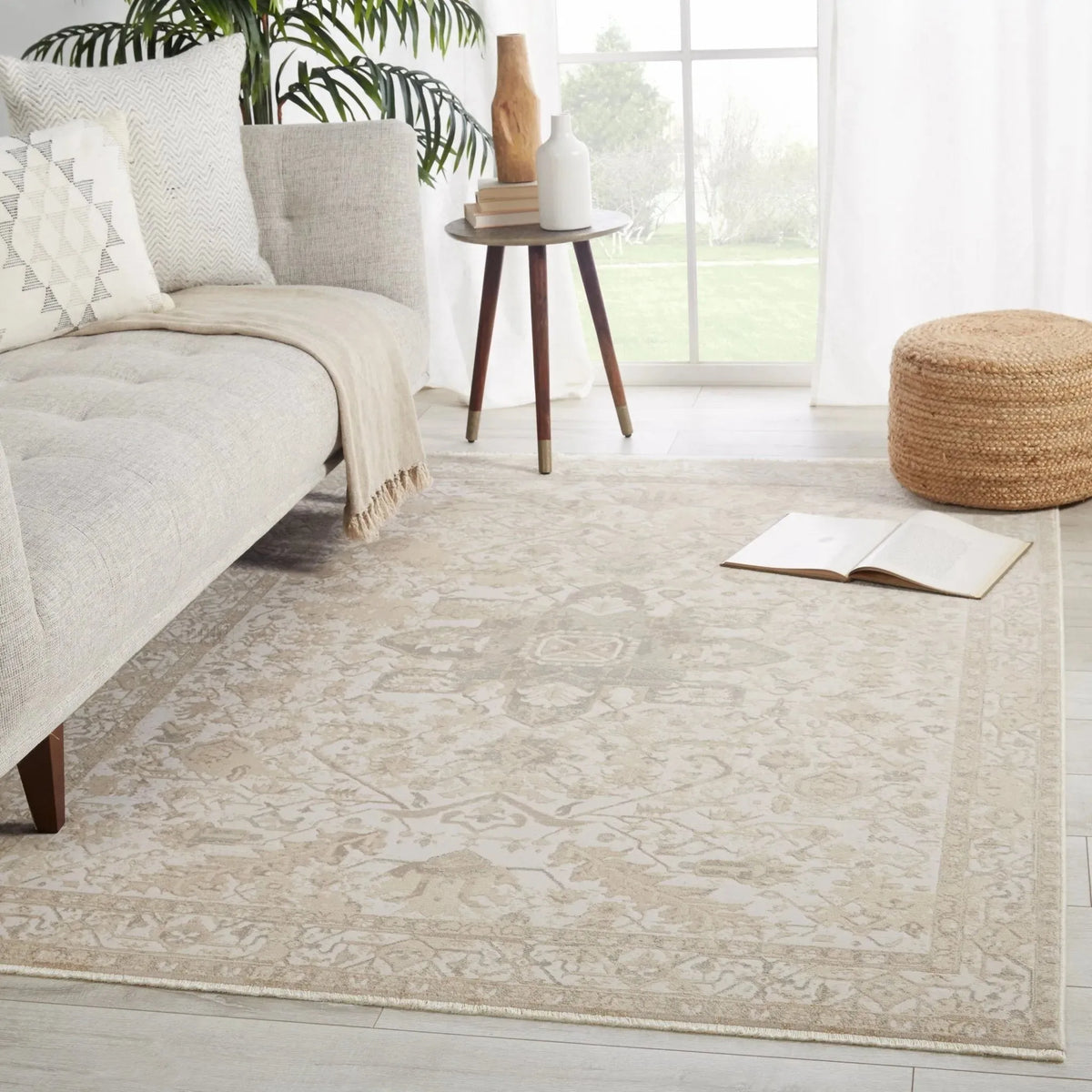Vienne Vne06 Lucien Cream/Light Gray Rug