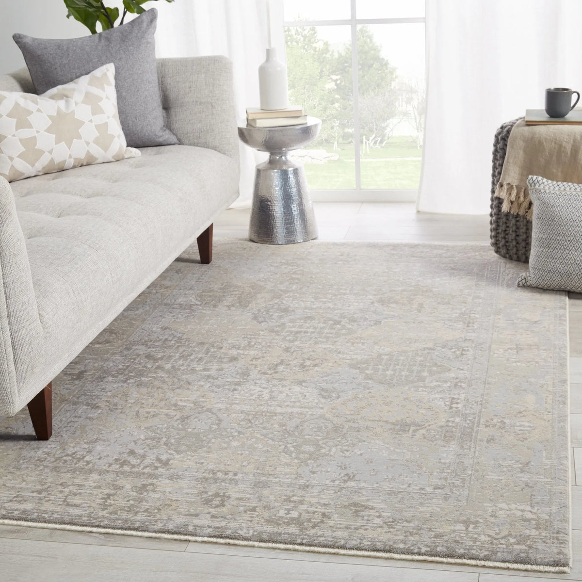 Vienne Vne09 Lourdes Gray/Cream Rug - Rug & Home