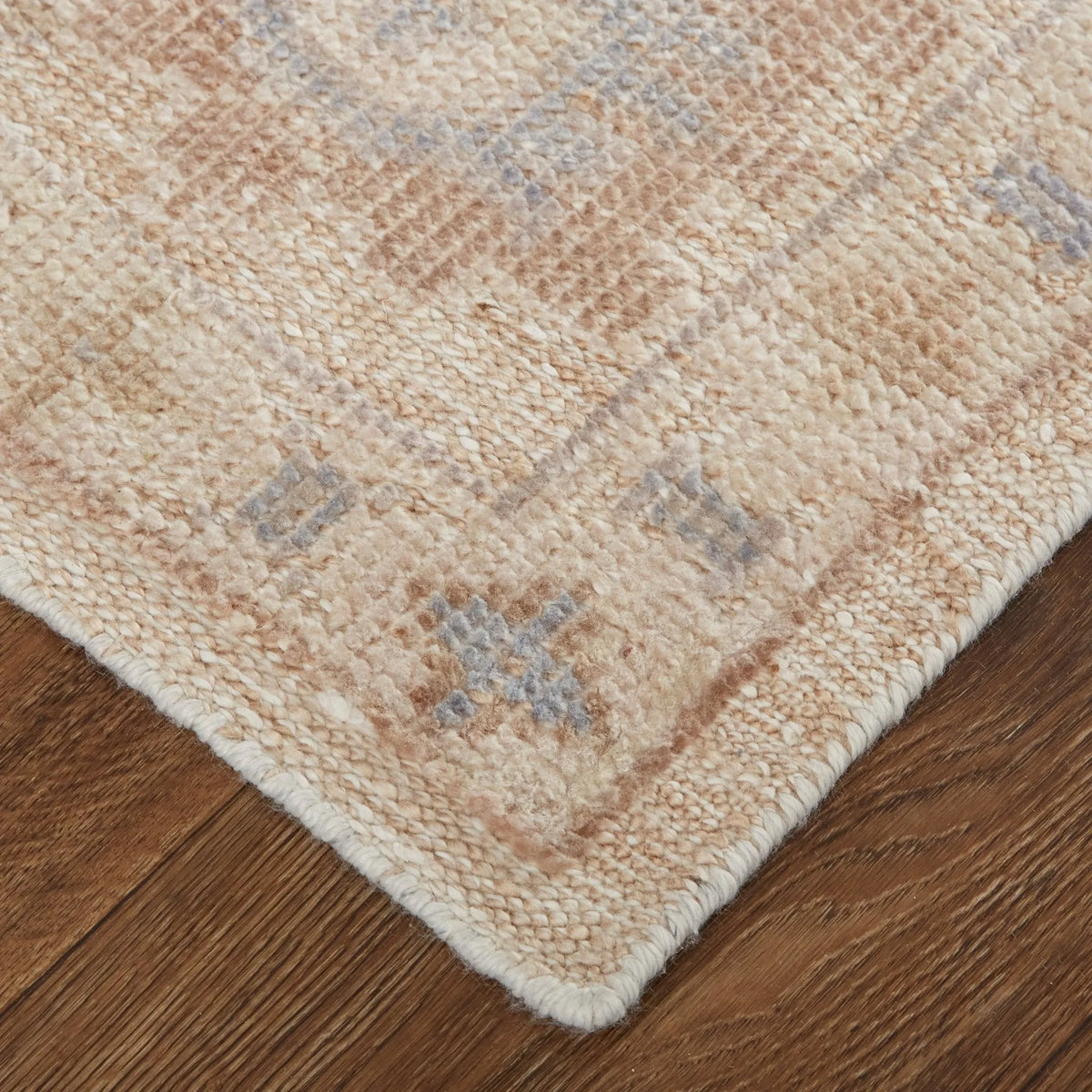 Wendover 6862F Tan/Blue Rug - Rug & Home