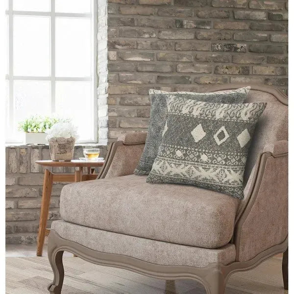 Willow 07571NGY Natural/Grey Pillow