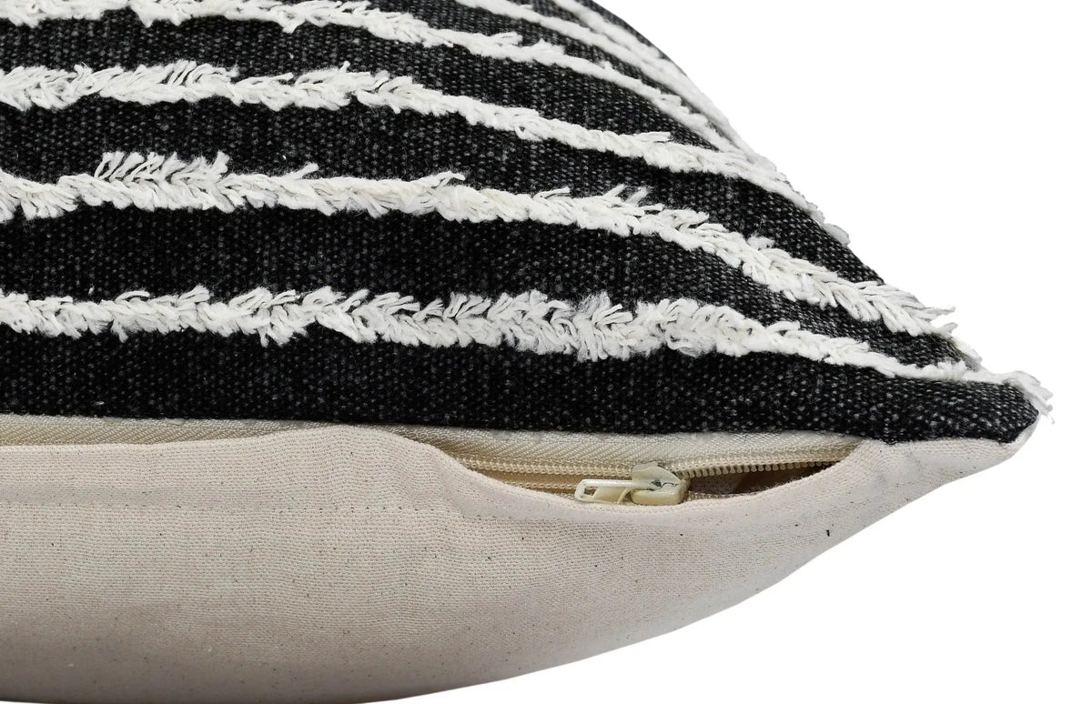 Wispy Ways Lr07713 Black/Cream Pillow