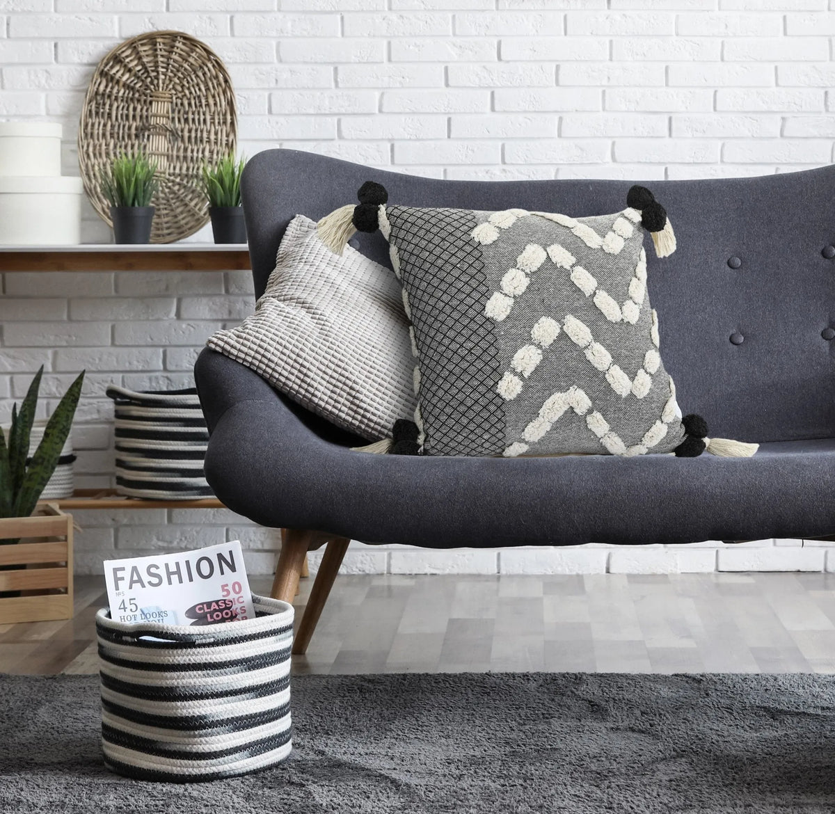 Zeal Lr07707 Black/Gray Pillow